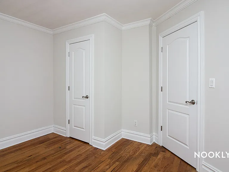 45 Albany Ave #2 — Photo 2
