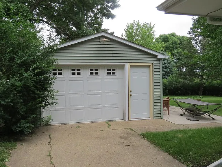 701 Vine St — Photo 2