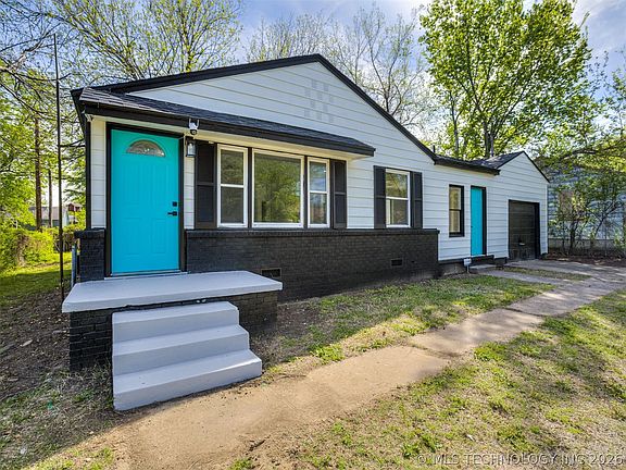 4th image of 538 E 48th Pl N