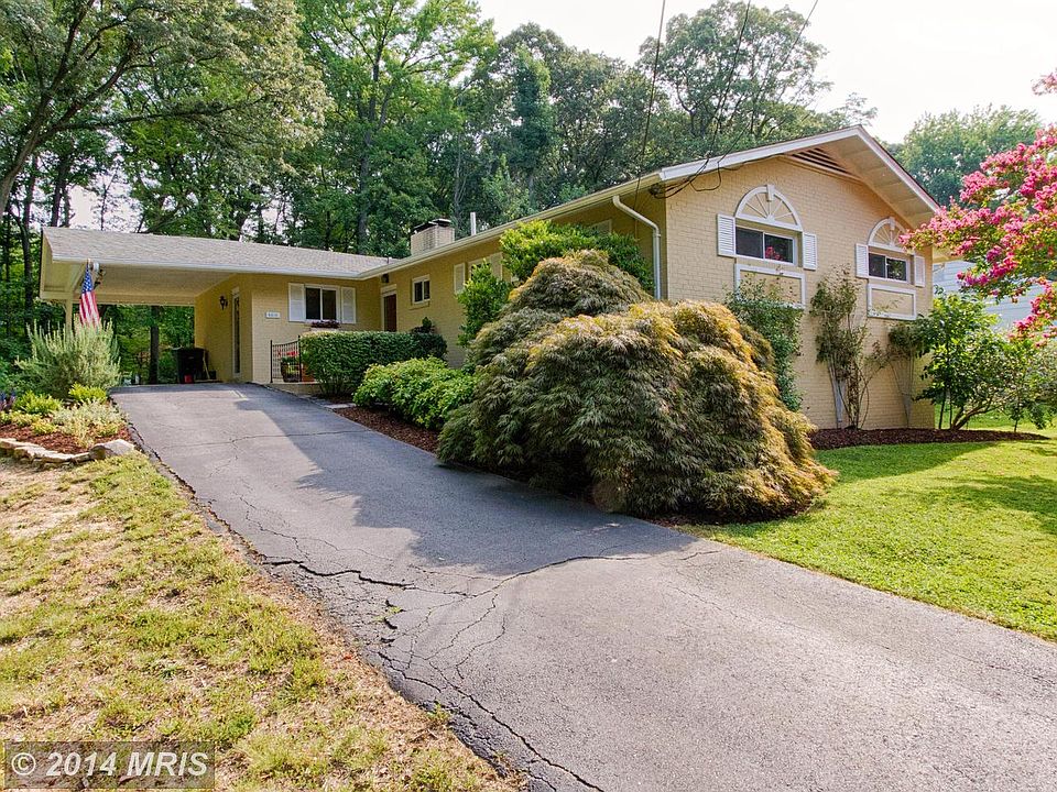 1st image of 4416 Tarpon Ln
