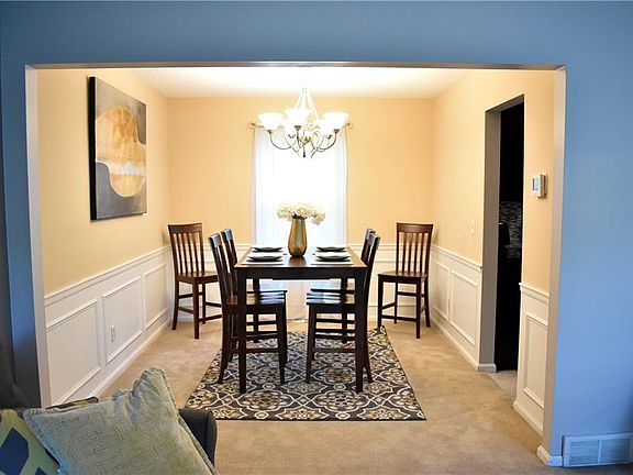 5th image of 28228 Edgepark Blvd