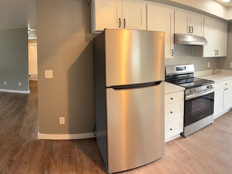 405 SE Alethea Way #405 — Photo 3