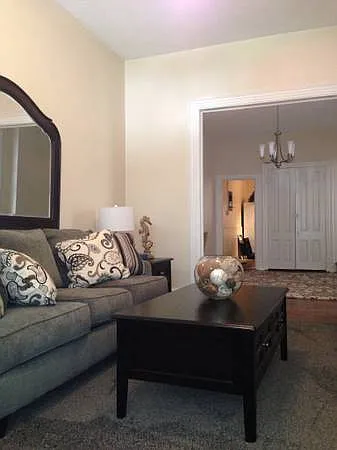 725 Grace St — Photo 17