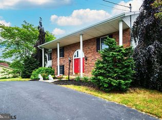 212 E Butternut St, State College, PA 16801