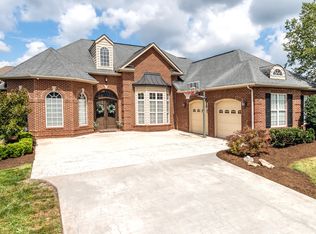 4505 Mount Mabry Ln, Knoxville, TN 37938