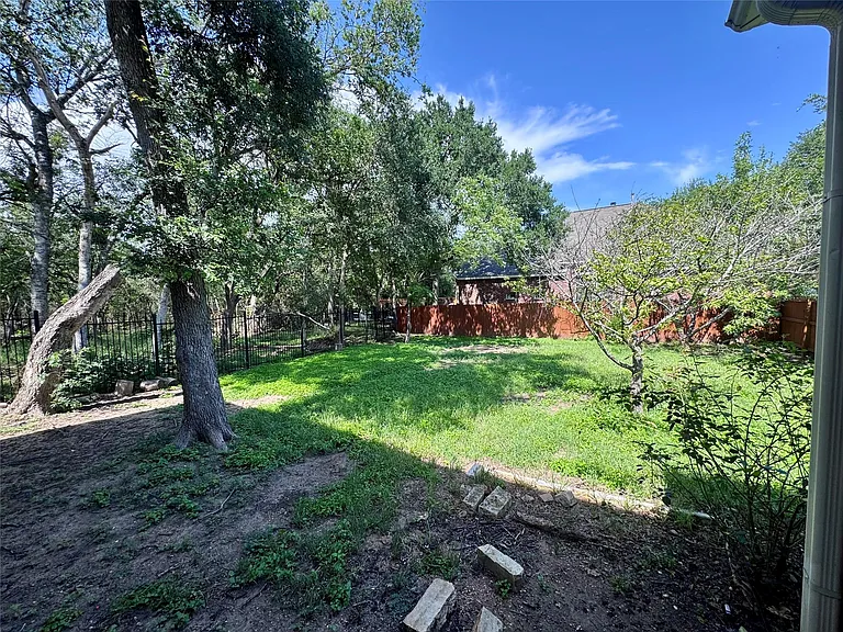 512 Paul Jones Pass — Photo 34