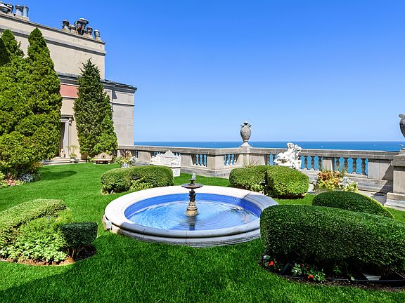 4th image of 1500 N Lake Shore Dr #Penthouse