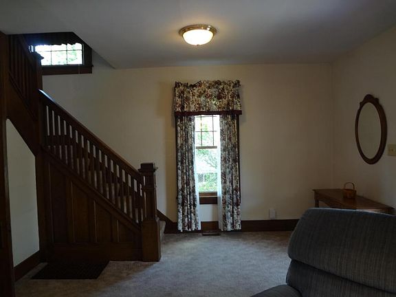 4th image of 541 Kibler Ave