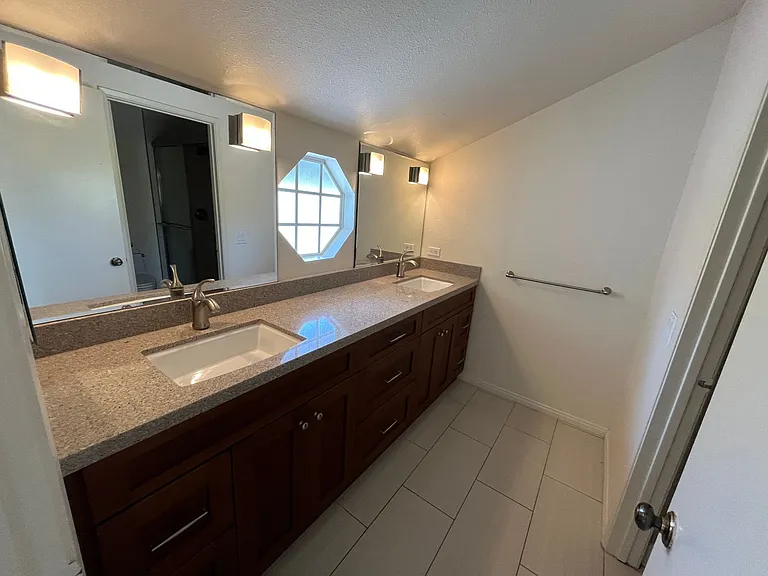 3108 Old Bridgeport Way — Photo 24