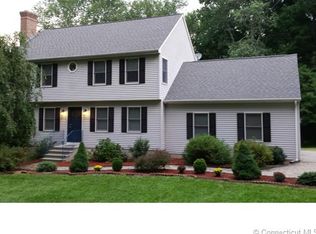 866 Mansfield City Rd, Mansfield, CT 06268