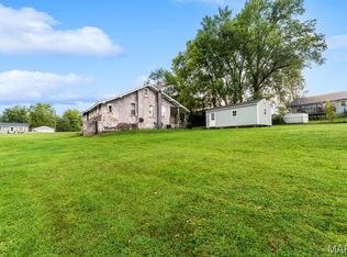 221 S 2nd St, O'Fallon, IL 62269