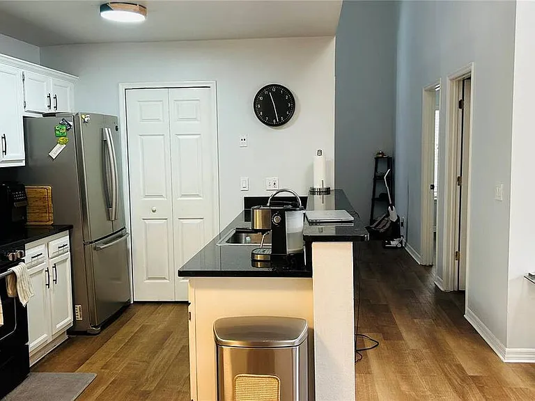 6010 Westgate Dr #303 — Photo 12
