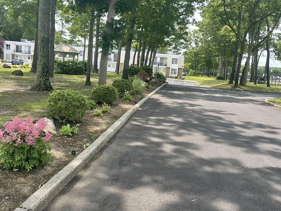 2nd image of 53 Rocky Pt. Yaphank Road #18