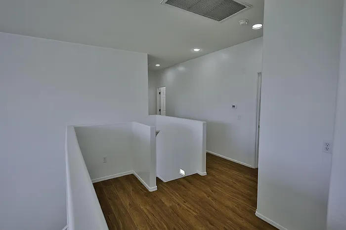54 W Camino Cuesta Abajo — Photo 17