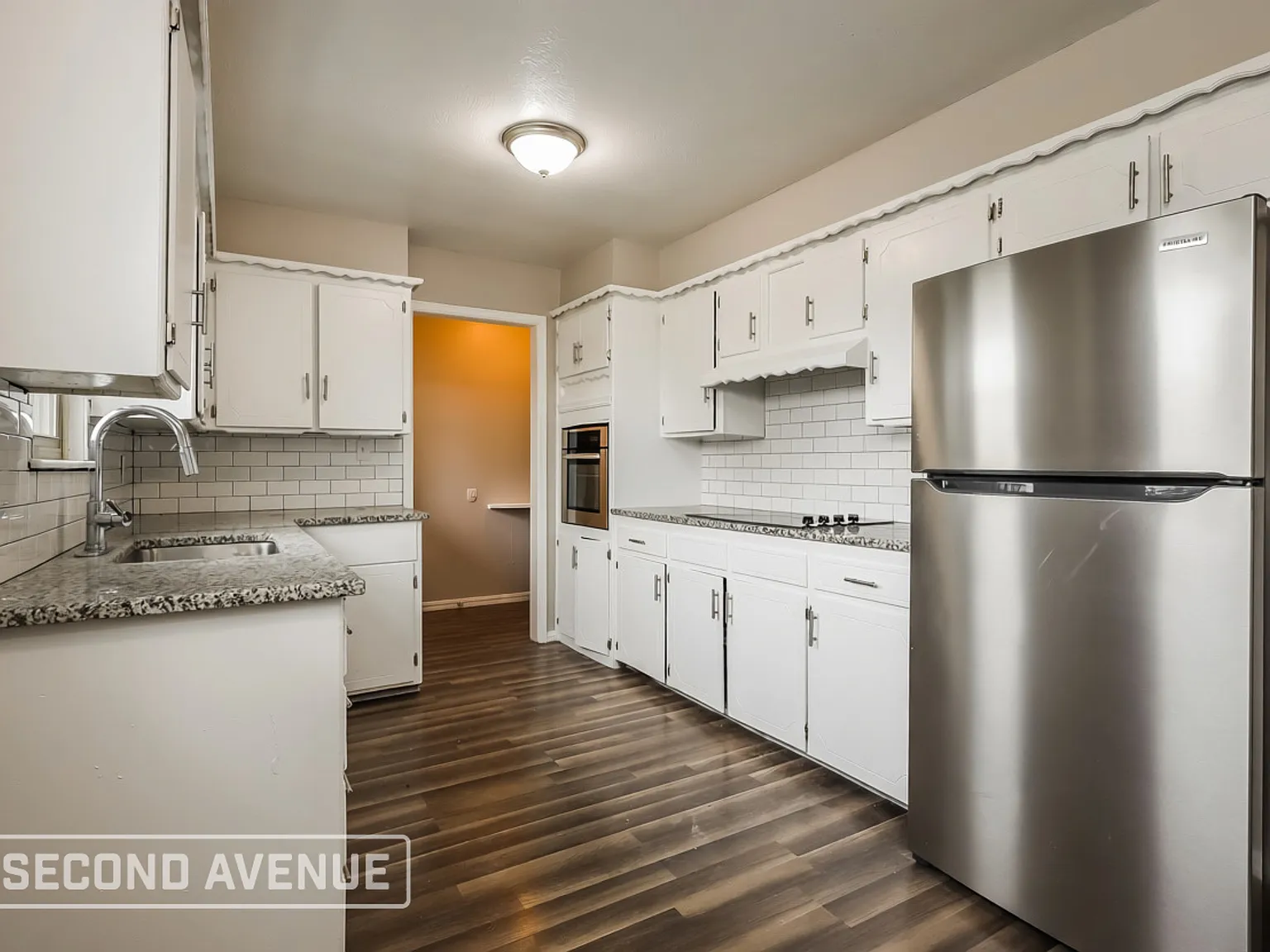 3 bed, 1.5 bath, 1093 sqft, $1,295 — Photo 3