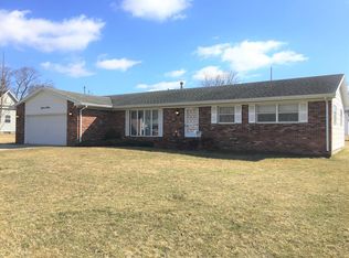 1809 Adams St, Tilton, IL 61833