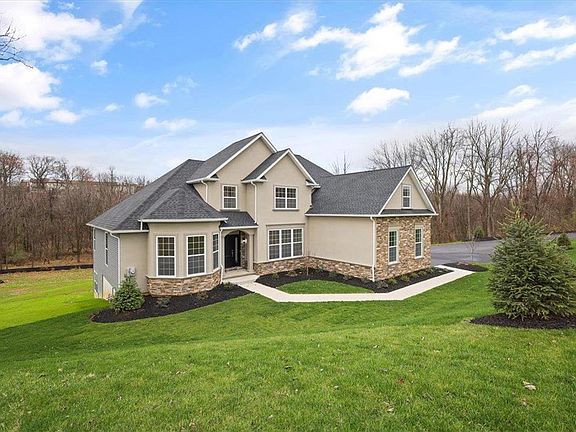 2nd image of 237 Lewis Cir