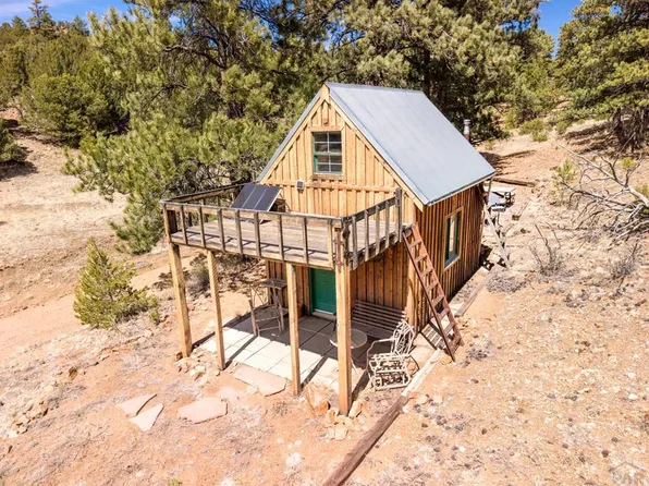1811 County Road 260, Westcliffe, CO 81252