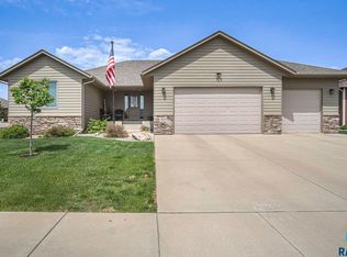 4600 E Mangrove St, Sioux Falls, SD 57110