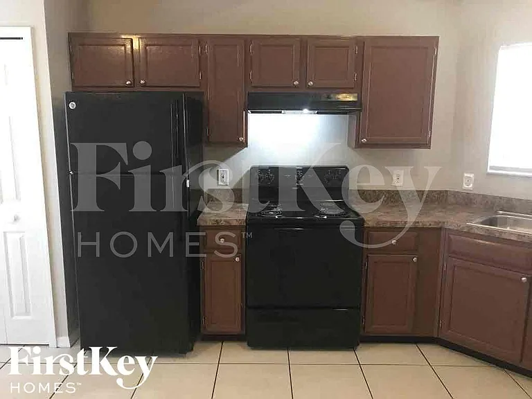 7424 Little Pond Ct — Photo 6