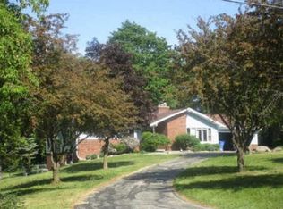 2444 Hannemann Rd, Grafton, WI 53024