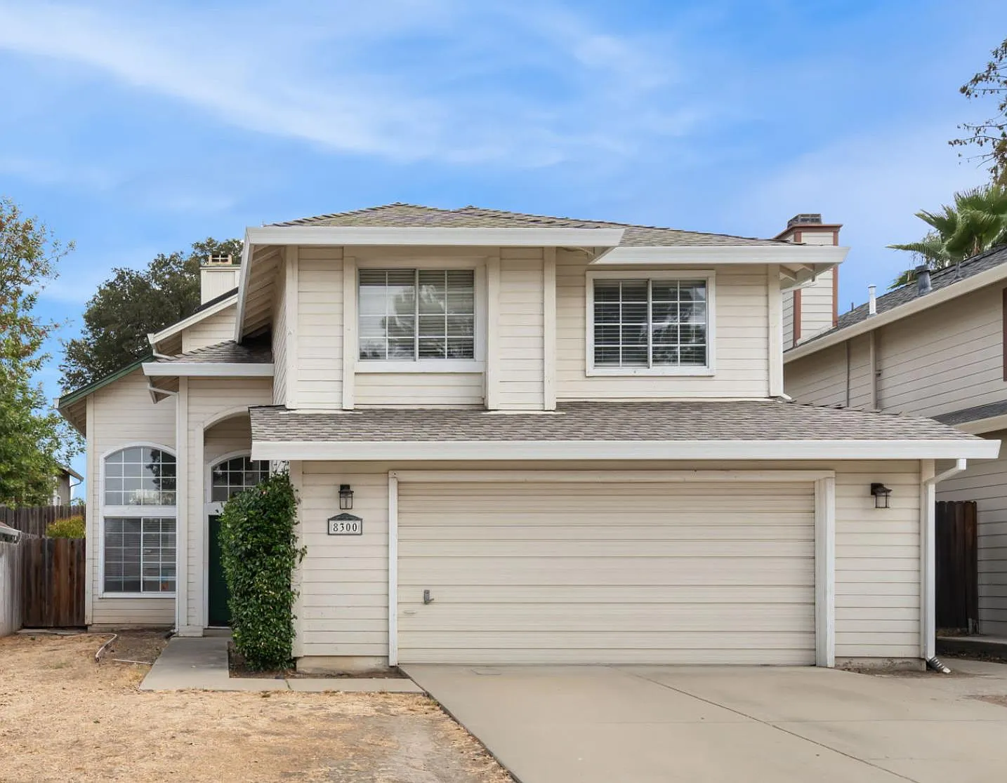 8300 Scrub Oak Way photo 1