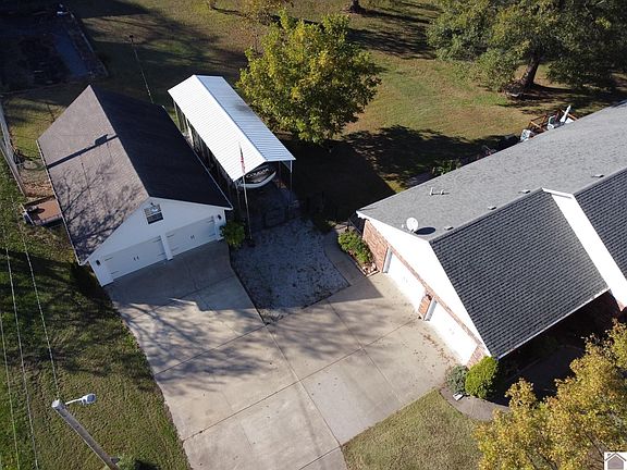 3rd image of 5215 Jewell Ln