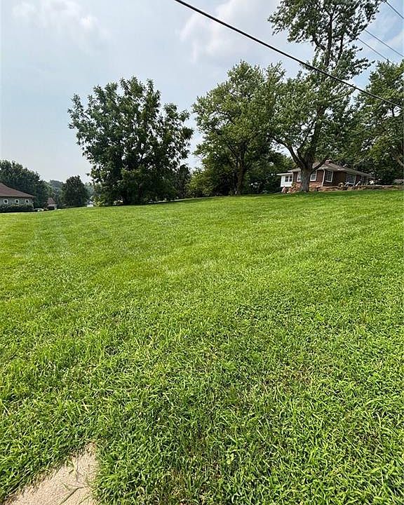 1st image of 4216 Gene Field Rd