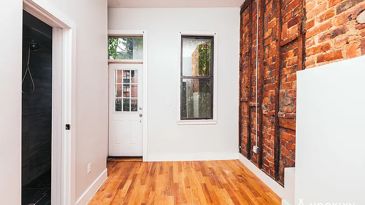 Rented by Nooklyn NYC LLC | media 28