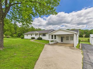 1420 Cedar Ave, Cabool, MO 65689