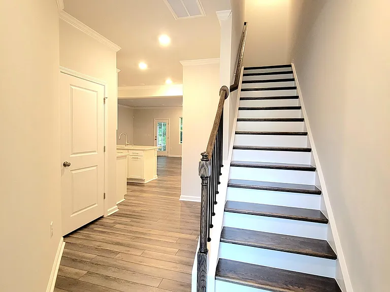 175 Tumbling Rock Way — Photo 7