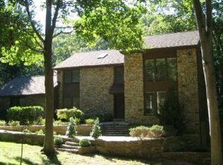 12 Jenny Ln, Baltimore, MD 21208