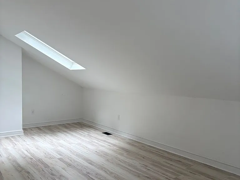 105 Lenwood Ct — Photo 18