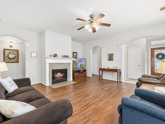 5th image of 9715 Wheaton Edge Ln