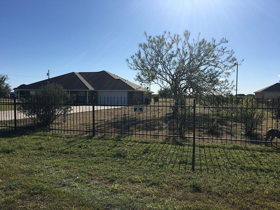 1st image of 5541 Lorine Ln