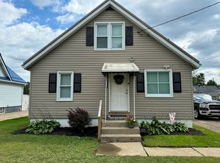 2117 W 33rd St, Erie, PA 16508
