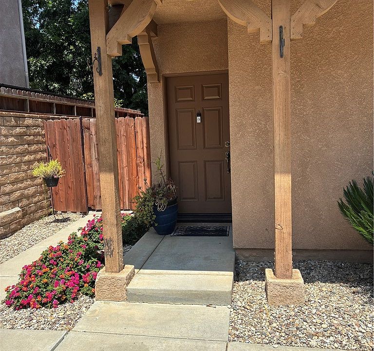 1st image of 12724 Palm Ct