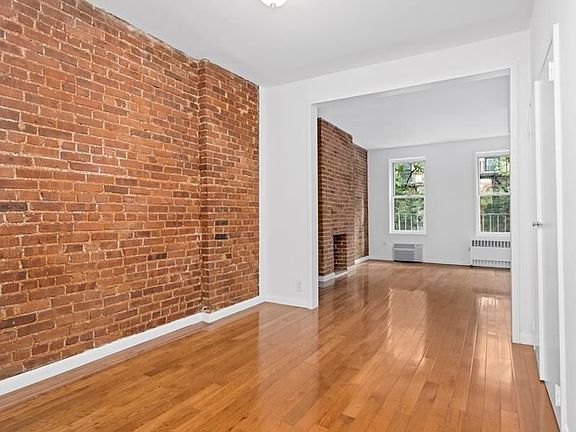 5th image of 221 E 89th St #2D