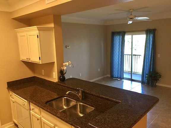 4th image of 11520 Villa Grand APT 1016