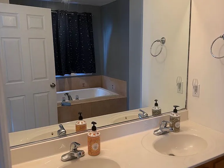 1014 Helm Ln — Photo 4