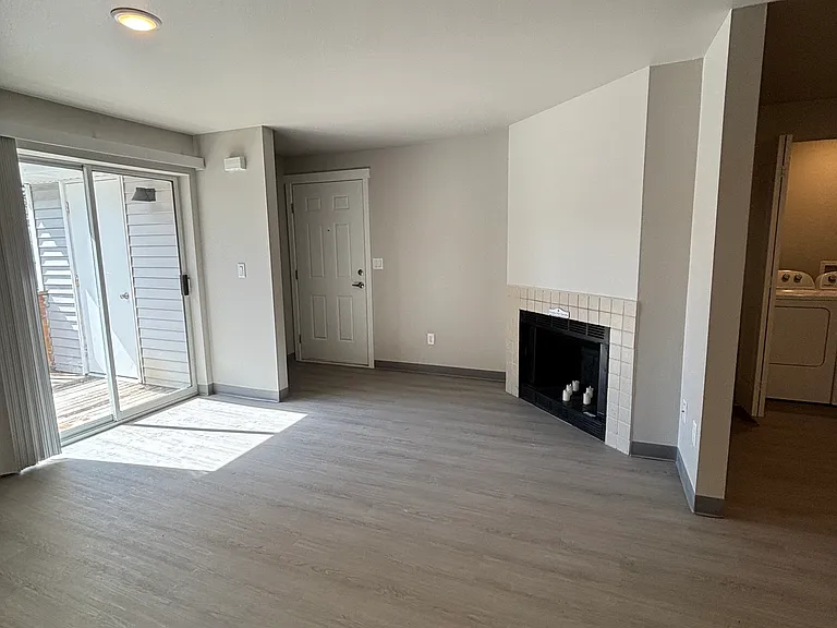 Chambers Crest Apartments — Photo 69