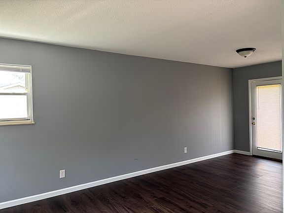 3rd image of 233 Oran Rd