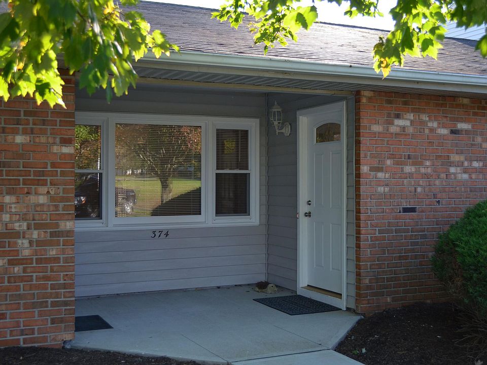 Covered entry way. Front LED light fixture with programmable timer.