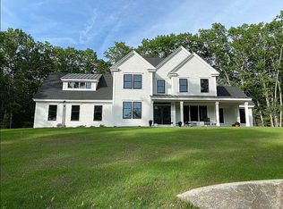 8 Farmers Way, Tyngsboro, MA 01879