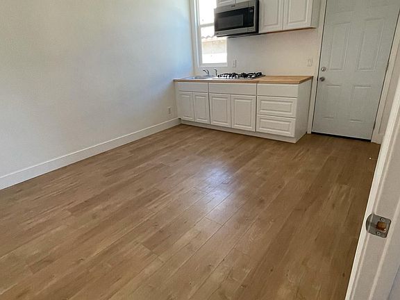 5th image of 186 Monument Pkwy Unit 2