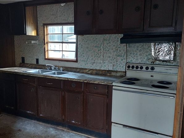 3004 Nicole Ln, Chester, SC 29706