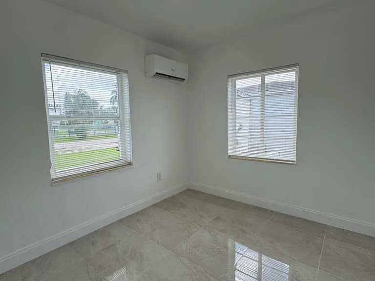 9380 NW 14th Ave #24 — Photo 14