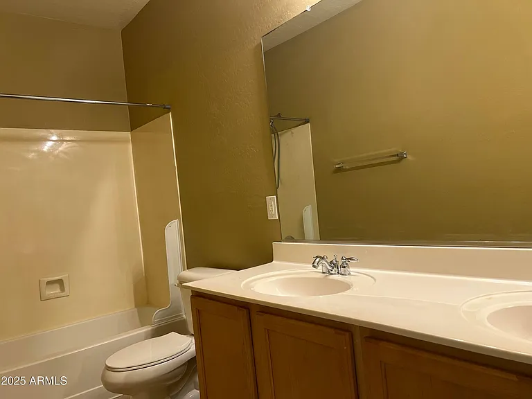 6734 W Blackstone Ln — Photo 27
