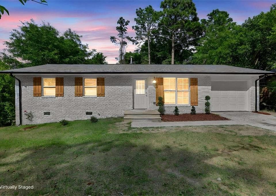 1st image of 3356 Kings Park Cir