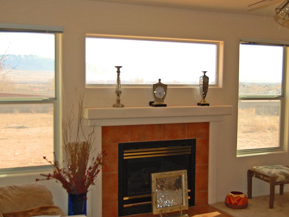 2nd image of 2248 Monterrey Rd NE
